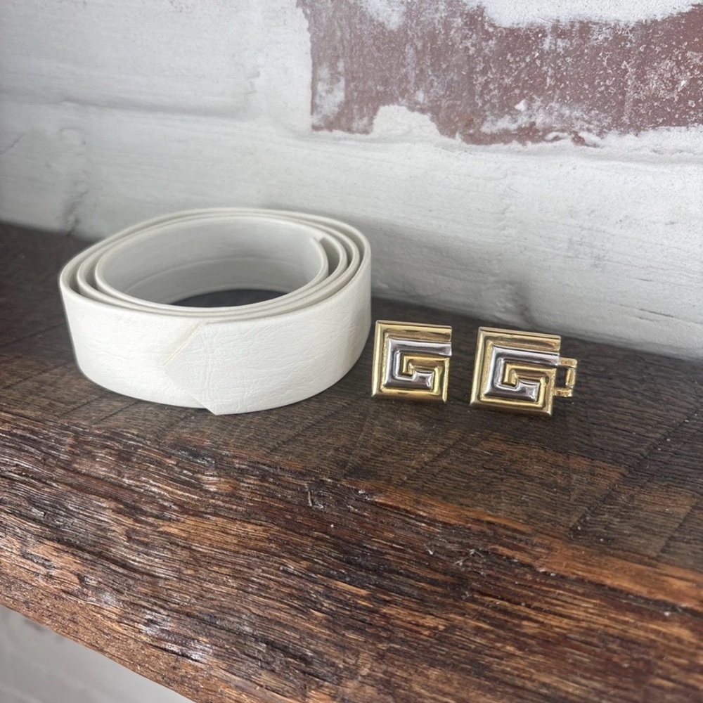 VTG Mimi Di N Gold/Silver Belt Buckles Interlock 36”White Belt 1983 Fashion